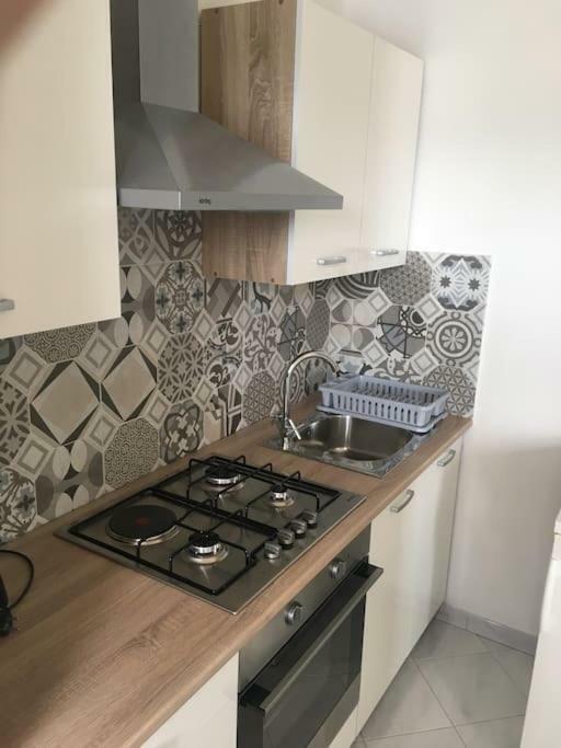 Nela Apartment ラバック エクステリア 写真